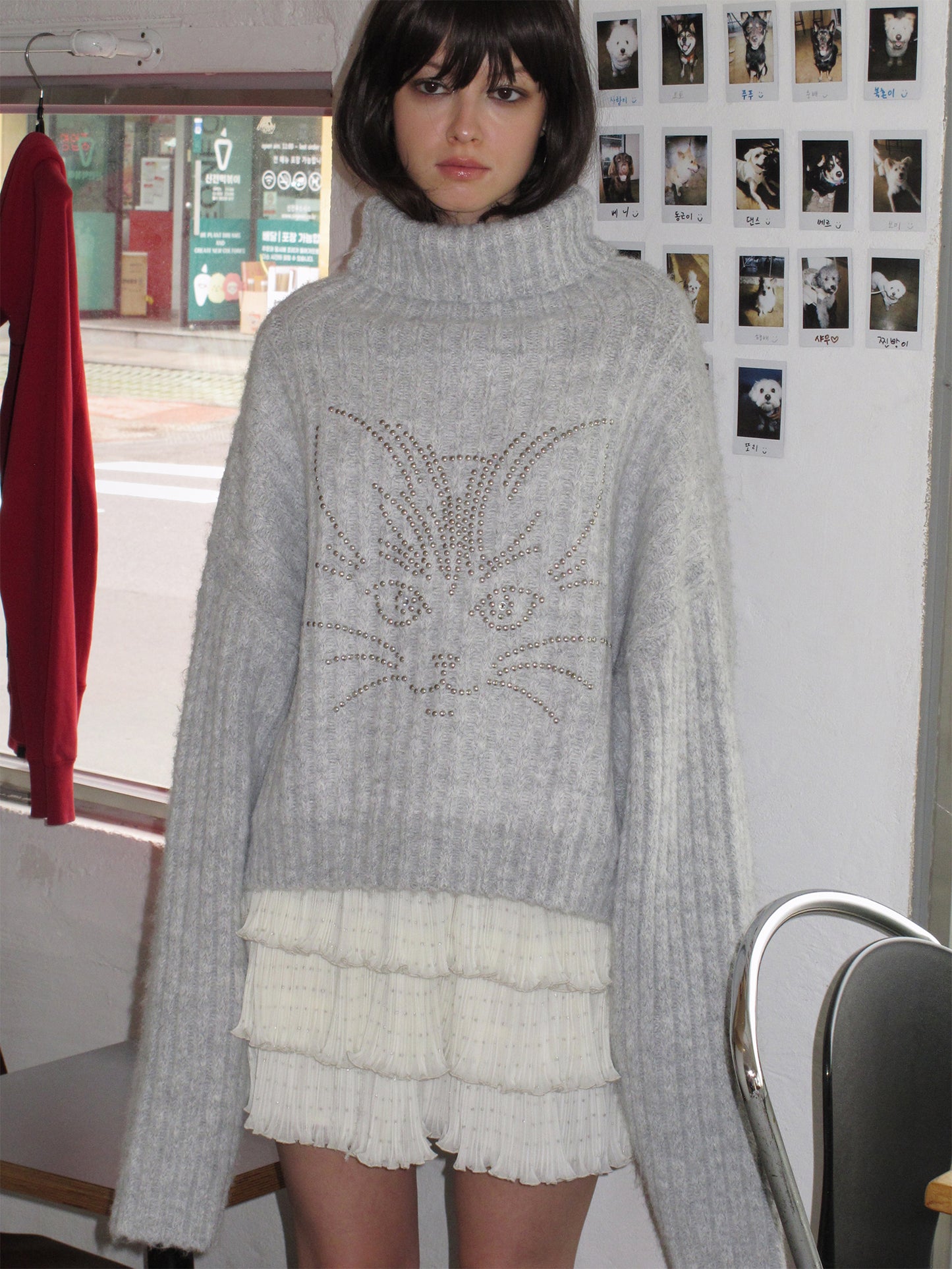 [S0030]Rhinestone-decorated Kitten, Gray Turtleneck Sweater