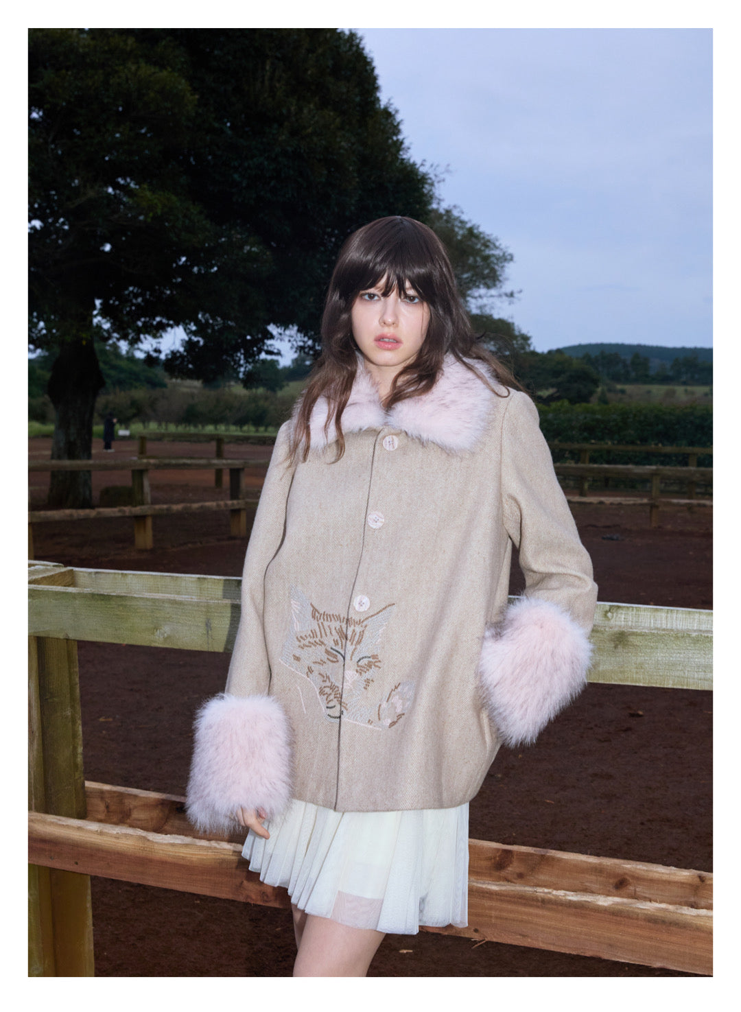 [S009]Pink Fur Coat with Cat Embroidery