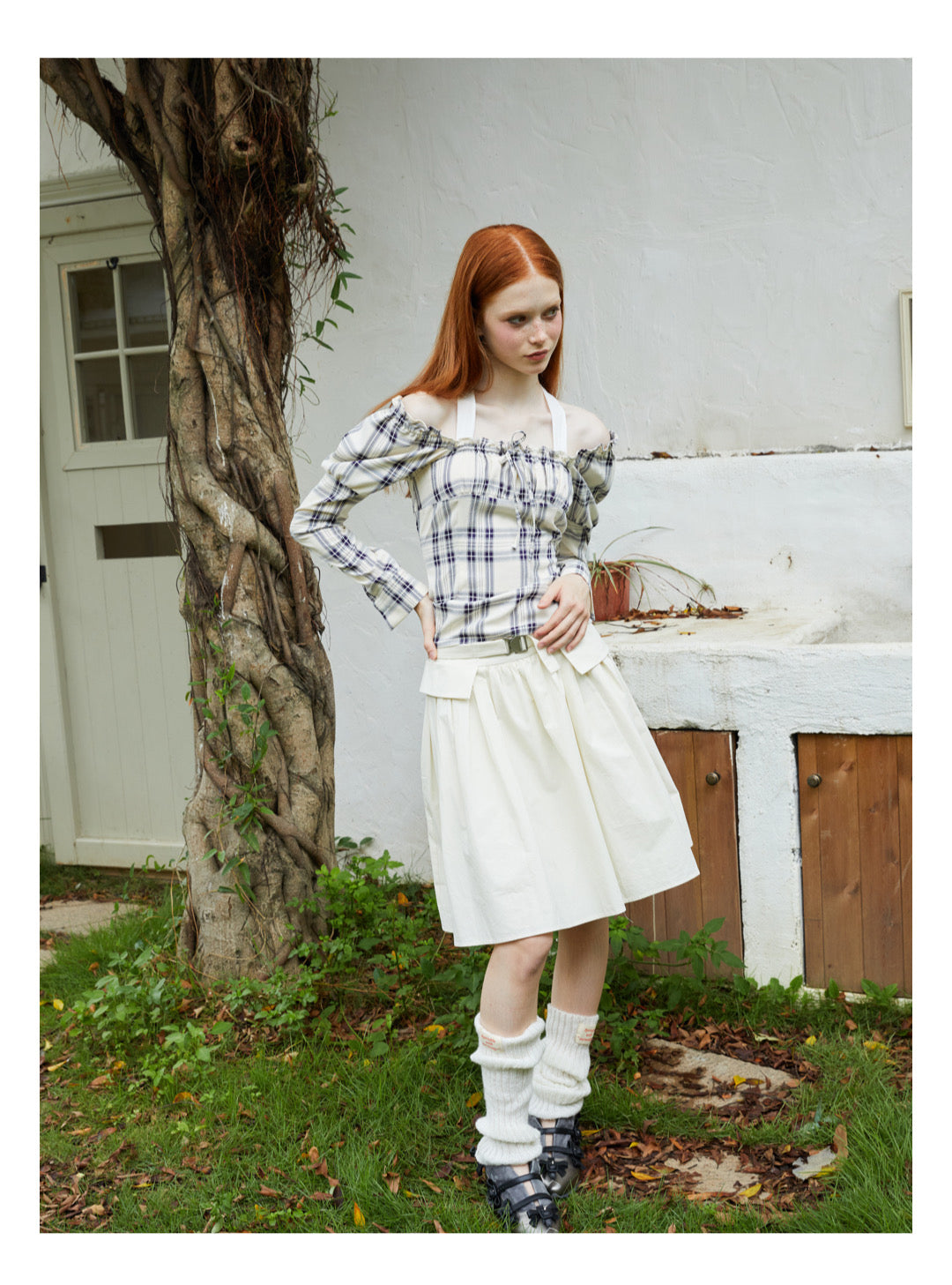 Casual White Metal Buckle Skirt