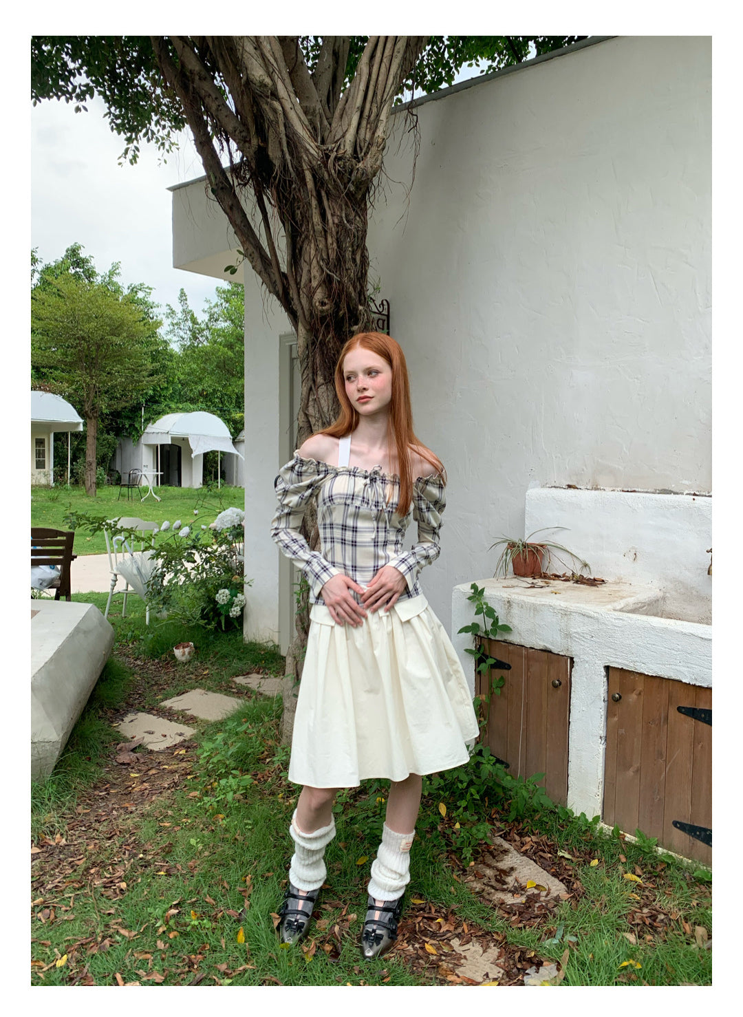 Casual White Metal Buckle Skirt