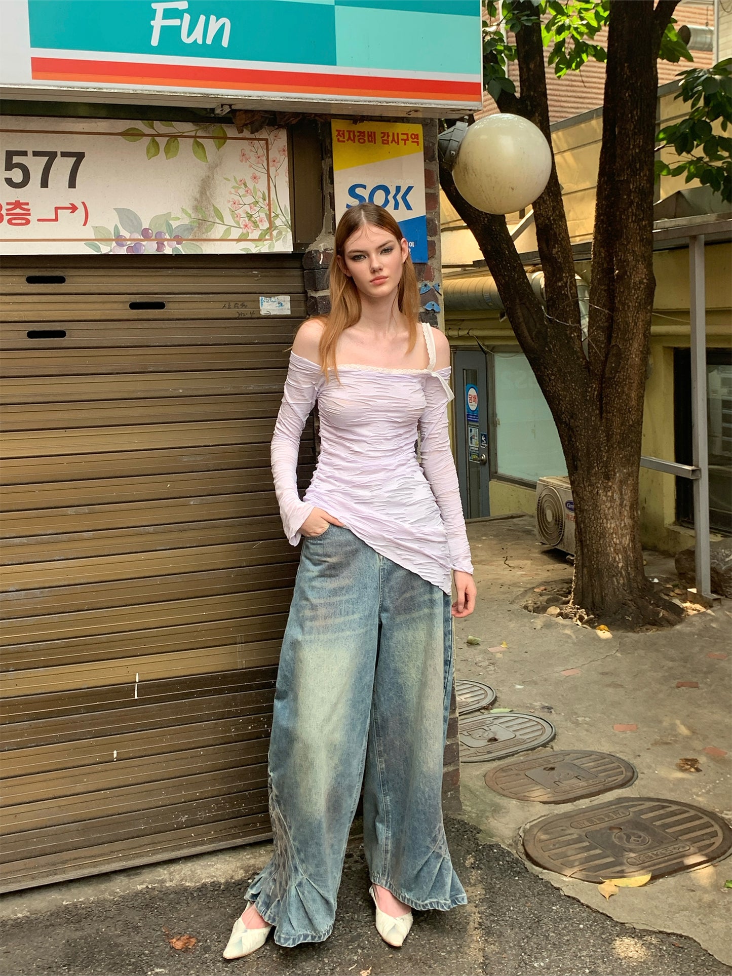 [G0035]Pleated jeans